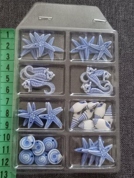 Prívesky morské 38 ks modré, 