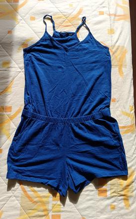 Overal modrý, esmara,m