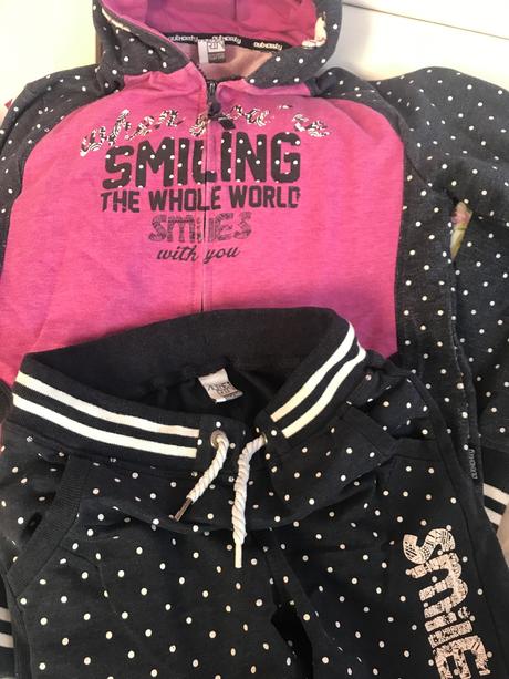 Teplaky a mikina 152, authority,152