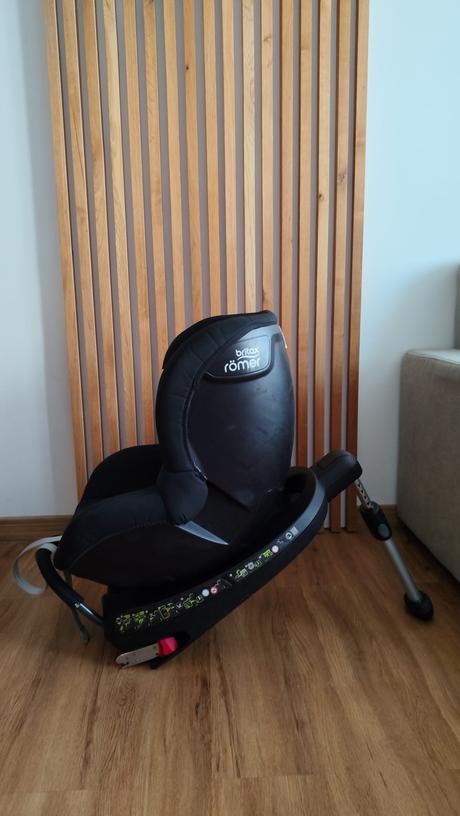 Otočná autosedačka britax römer dualfix 2 r, britax