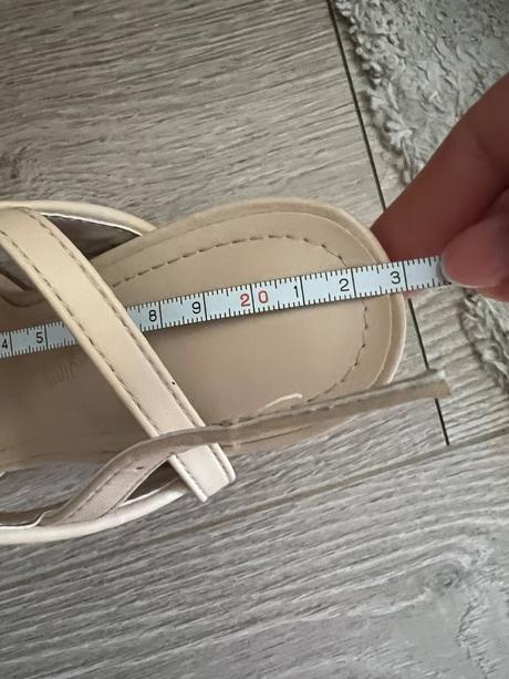 Sandalky na opätku laura biagotti, veľkosť 35, 35