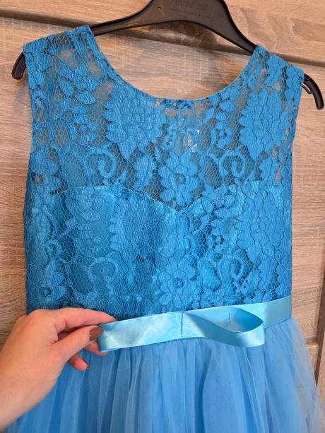 Slávnostné šatky, 158