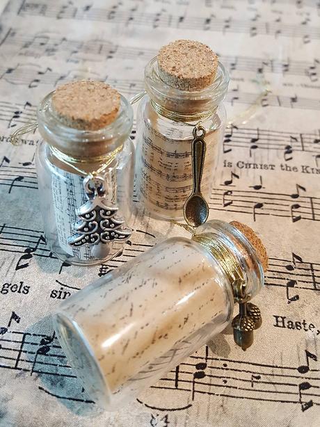 Starý notový papier 5 ks, 