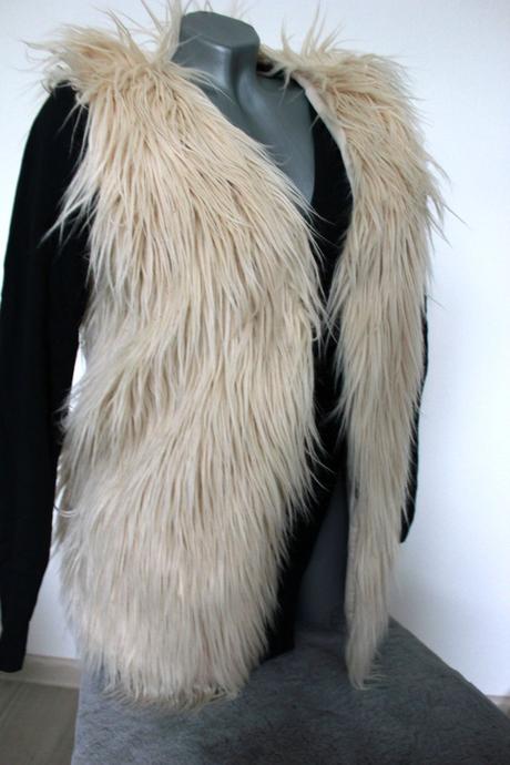 Chlpata kozusinova vesta, m