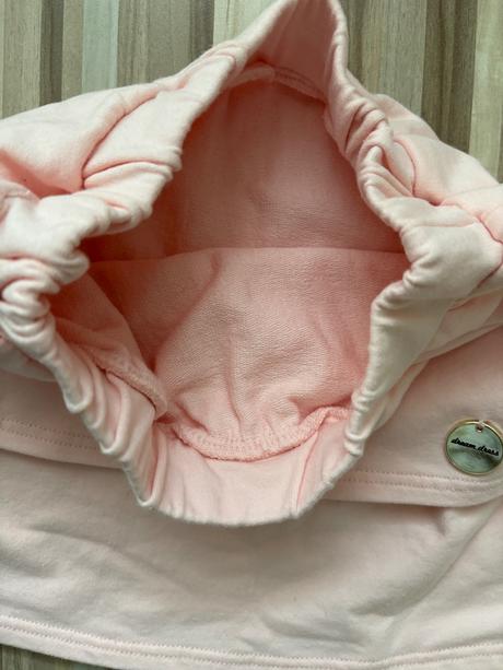 Komplet sukňa, čiapka, šatka, 134