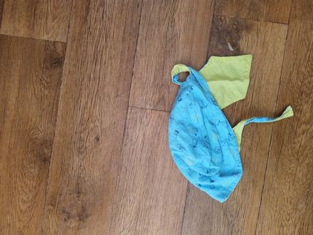 Chlapčenská šatka, 80