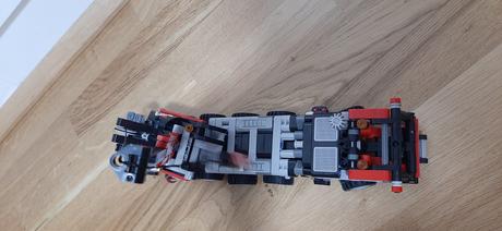 Stavebnica mobilny zeriav, 