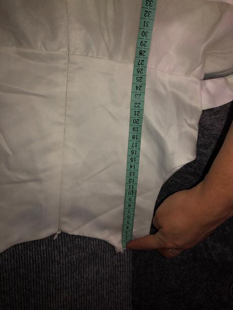 Slávnostne šaty, 140