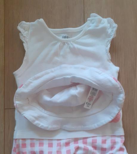 Opalovačky-body p.dievčatko+klobúčik 1x obleč.74, f&f,74