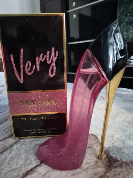 Parfem very cool girl,