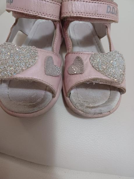 Sandále, d.d.step,26