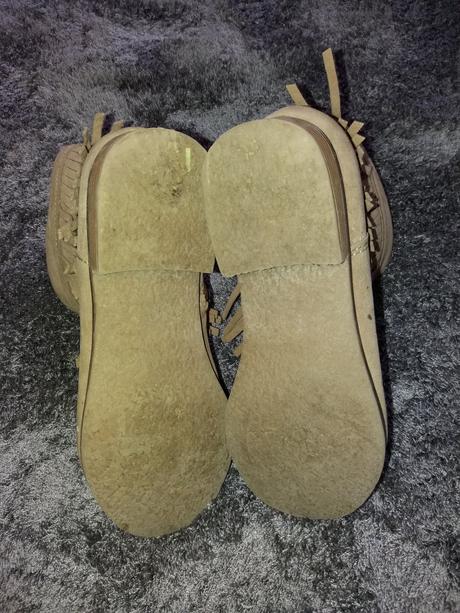 Prechodne cizmicky, 34