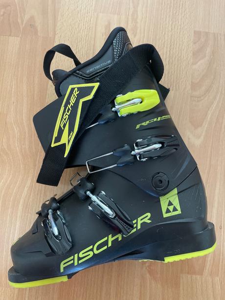 Lyziarky, fischer,39