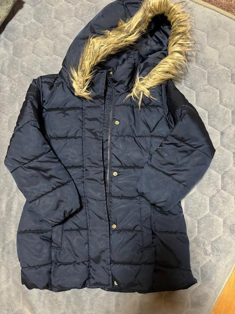 Zimna bunda, h&m,122