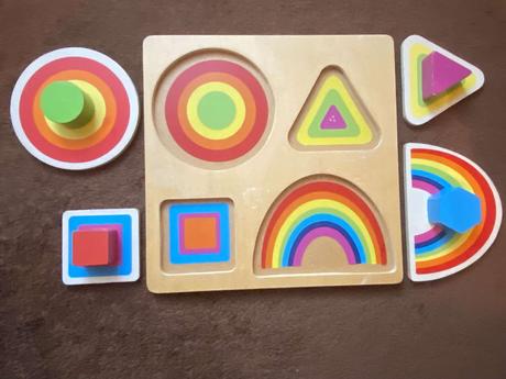 Drevená vkládačka / skladačka / puzzle,