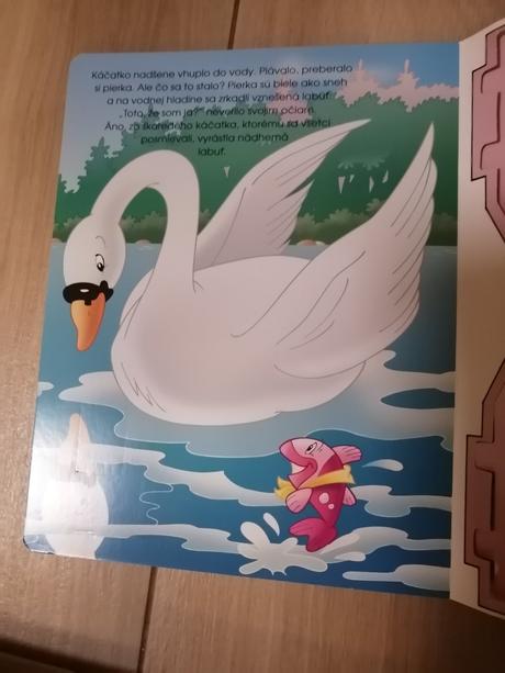 Kniha o škaredom káčatku so skladačkou, 