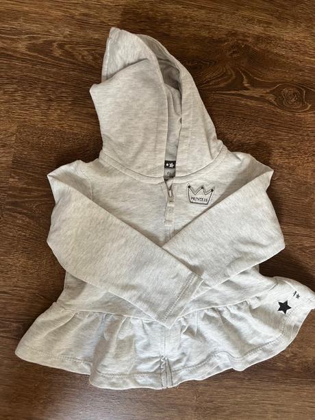 Dievcenske rifle+mikina, 86