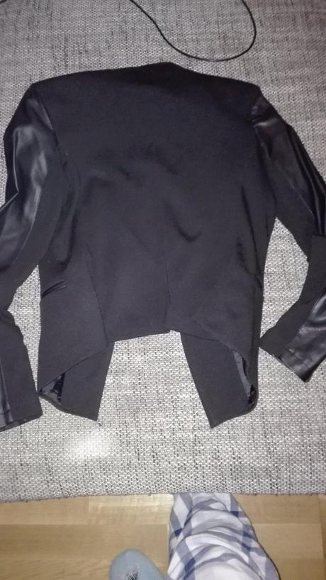 Sako s kozenkovymi rukavmi , s