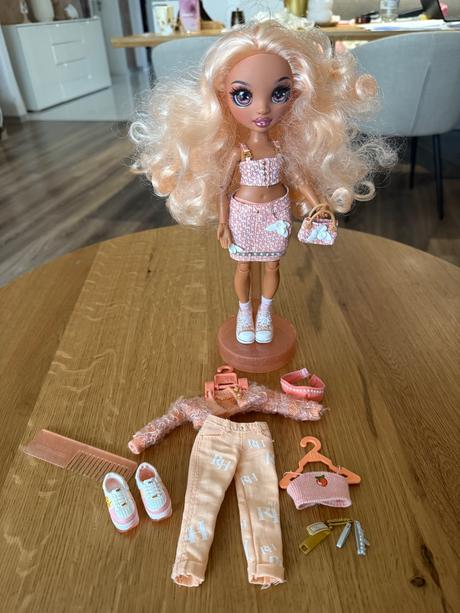 Bábika rainbow high peach, 