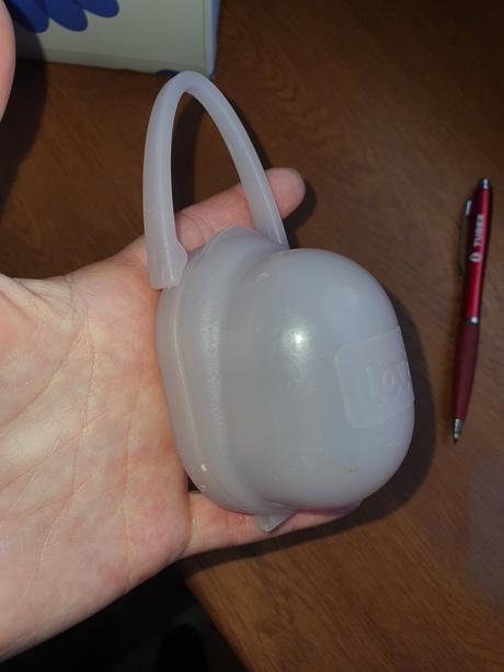 Obal na cumlik lovi, lovi