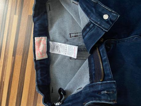 Skinny rifle next, next,116