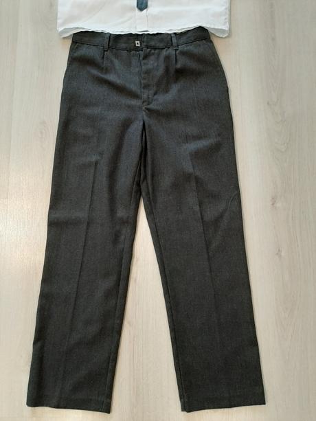 Komplet na prvé sväté píjímanie, 146