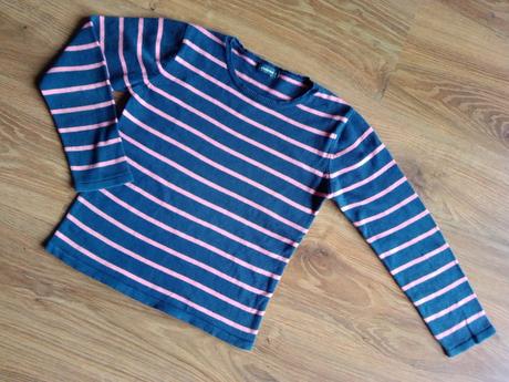 Pulóver, in extenso,122