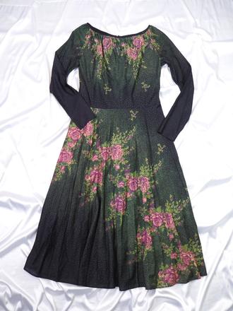 Luxusné vintage šaty r modell, 38