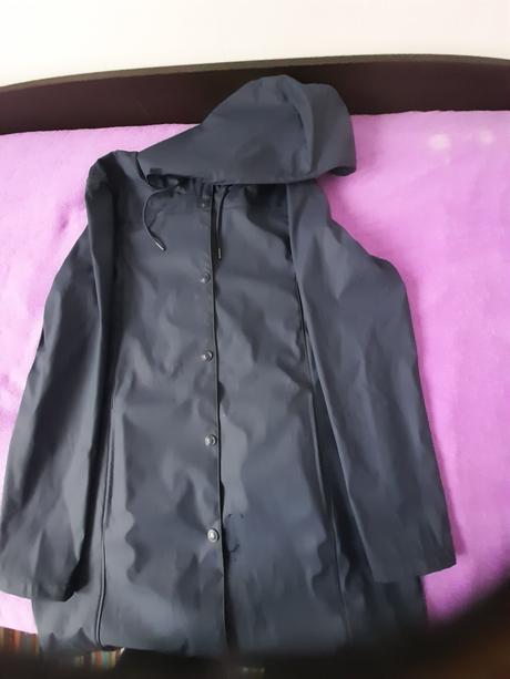 Odev do dažďa, crivit,42