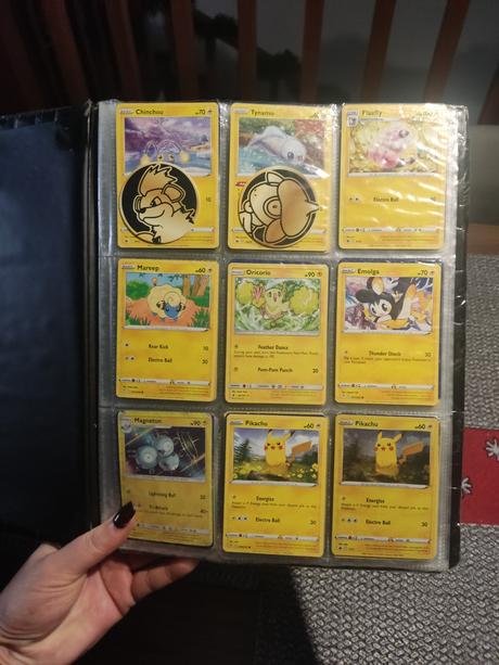 Zbierka pokémon kartičky, 