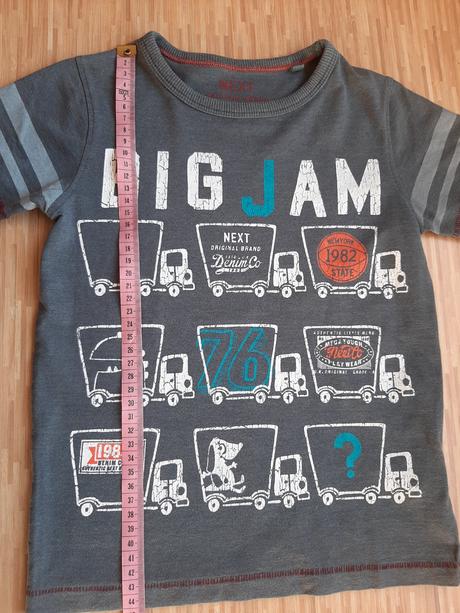 Autickove tricko, next,104