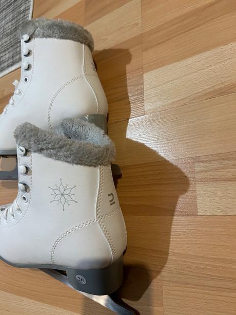 Korčule na ľad, 36