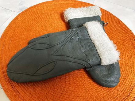 Rukavice s barančekom, s