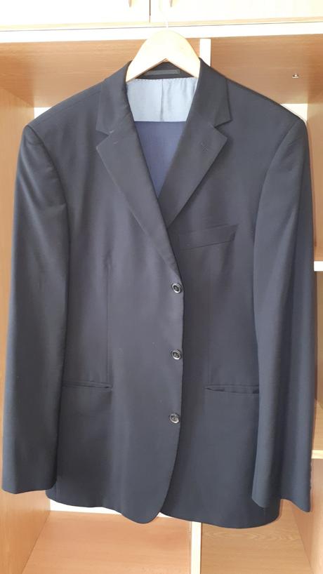 Oblek hugo boss veľ. 54, 54