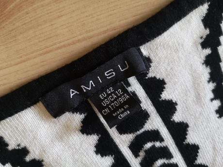 Pletené vzorované šaty, amisu,42