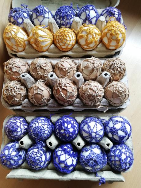 Háčkované veľkonočné vajíčka,