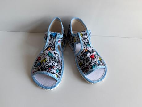 Chlapčenské papučky, manik,27