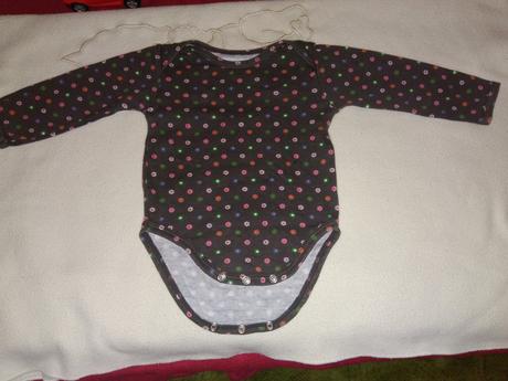 Kvietkovane body, hema,62