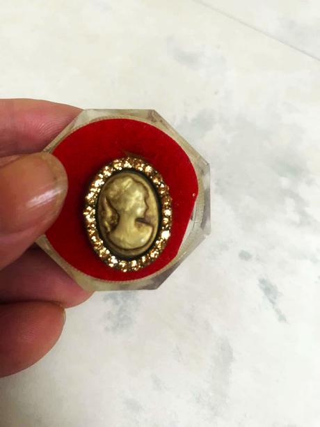 Starožitná súprava/náušnice a prsteň,