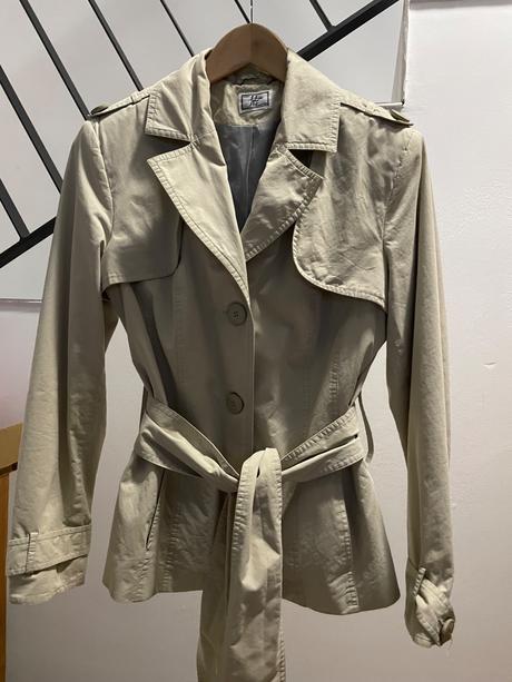 Krátky baloňák, m