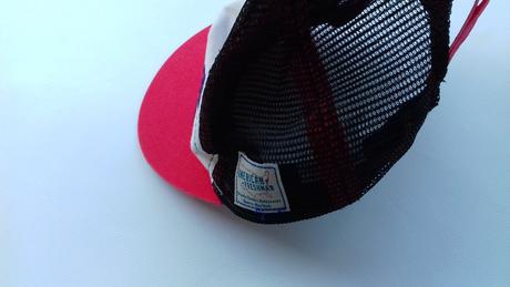 Next šiltovka cervenobiela, next,116