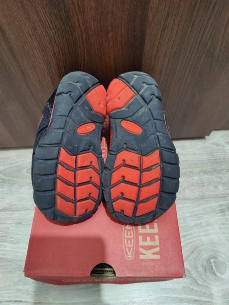 Tenisky keen, keen,24