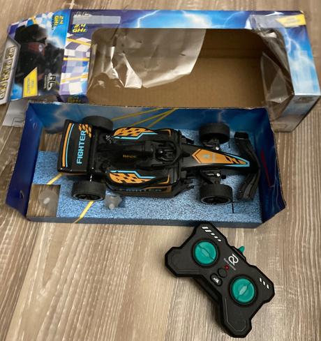 Autíčko/formula na dialkové ovládanie, 