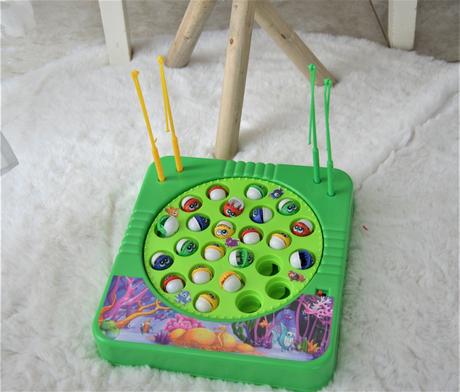 Elektronická hračka-chytanie rybičiek,