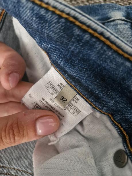 Kratasi guess, guess,32