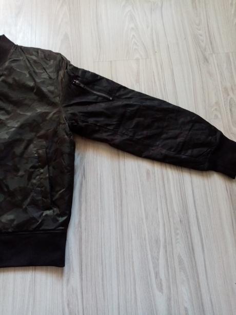Bomberka, xl