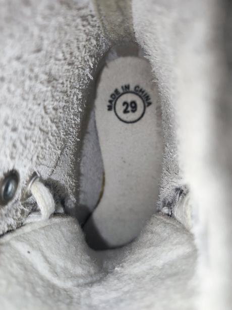 Korčule na ľad, 29