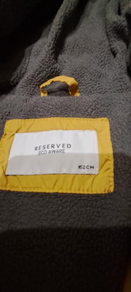 Zimna vetrovka, reserved,152