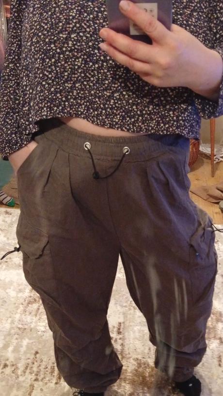 Shein parachute gate, m