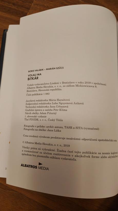Kniha volali na bitkár, 